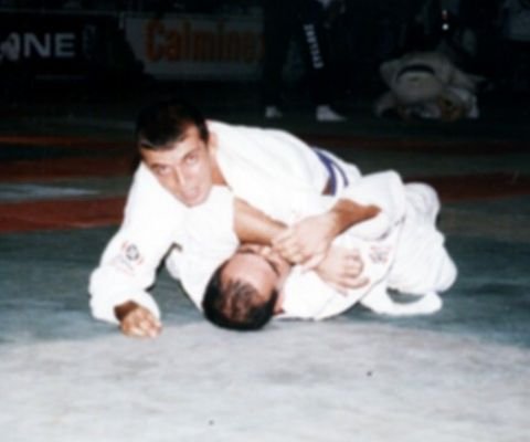Fighting and winning the trials for the first World Championship.